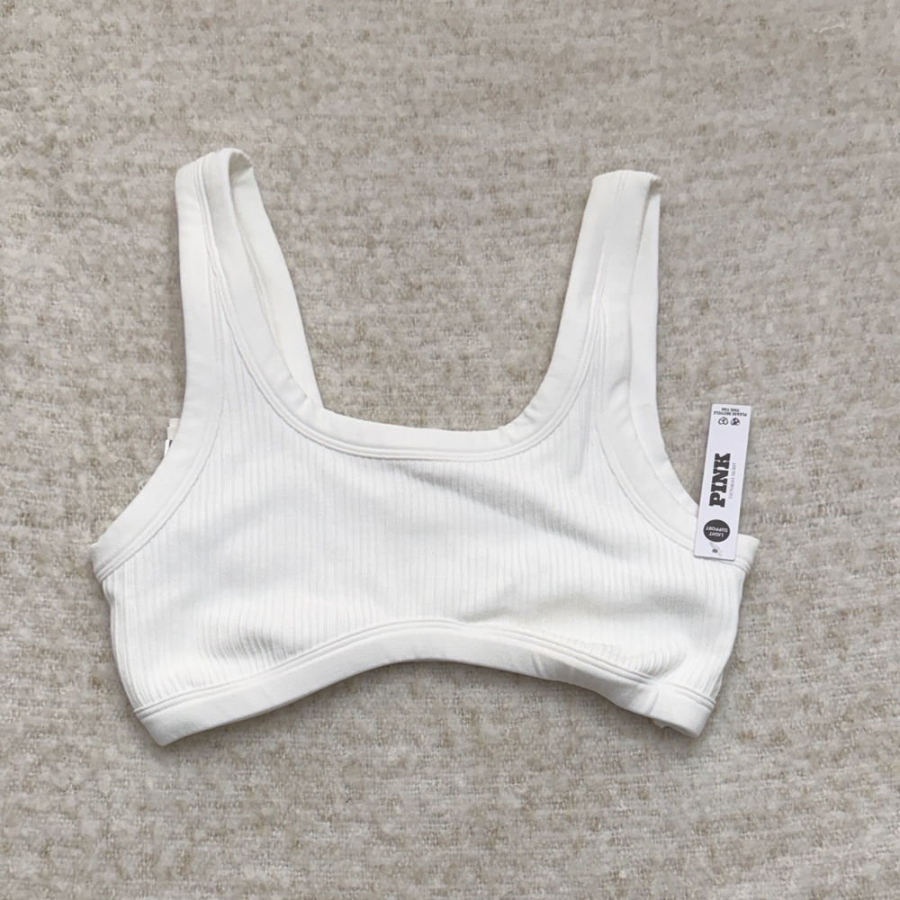 pink sports bra
